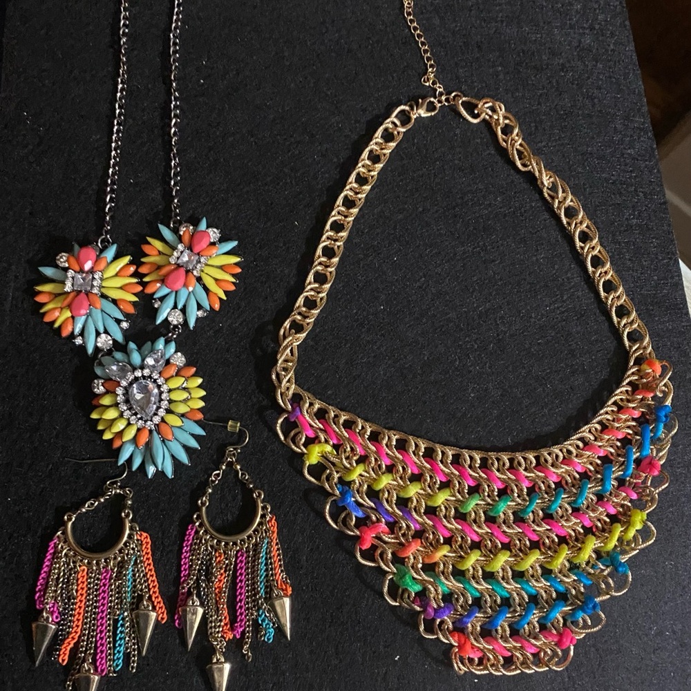 Necklaces & earrings